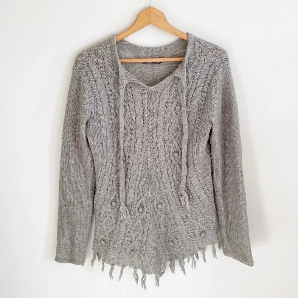 Prana Gray wool blend Cable Knit Wool Blend Fringe knit long sleeve Sweater top